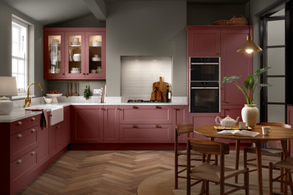 Bella richmond supermatt rusty red kitchen scaled