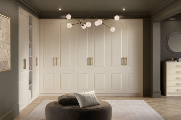 Bella harlem supermatt carat beige bedroom scaled