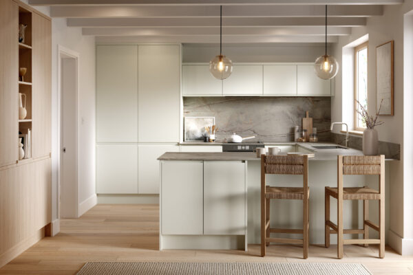 Bella knebworth supermatt white grey and light vicenza oak kitchen scaled