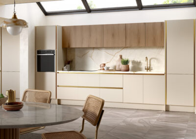 Bella venice supermatt macademia and canella oak kitchen inrail