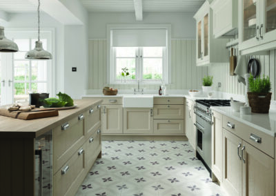 Thornbury stone and porcelain kitchen